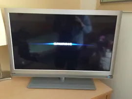 Grundig 32 VLE 8130 SL 81,3 cm (32 Zoll) HD LED LCD Fernseher